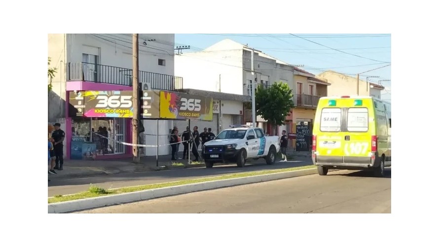 Olavarría: un hombre se atrincheró tres horas en un kiosco y amenazó con suicidarse