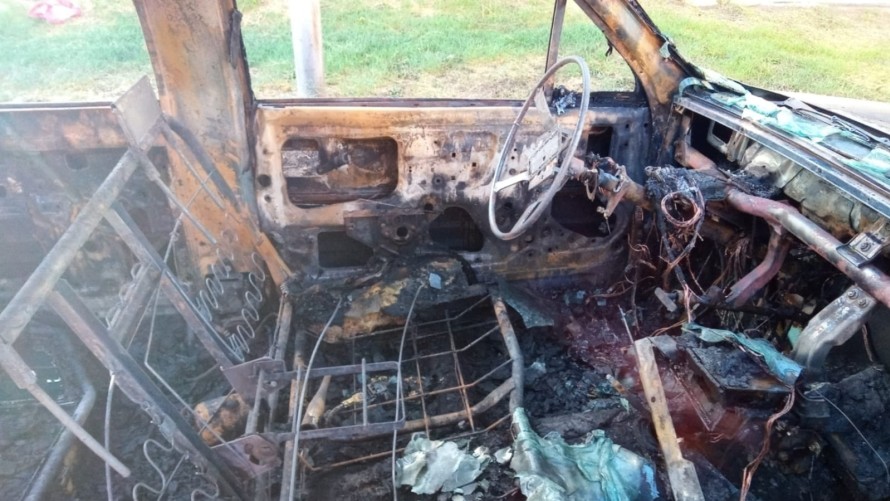 Ataque pirómano en Daireaux: quemaron dos vehículos en la madrugada