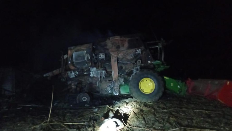 Dos muertos en un incendio desatado en un campo de la zona de Mira Mar