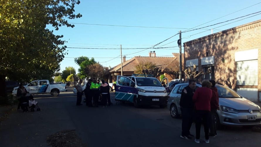 Una mujer fue atropellada esta tarde cuando caminaba por Rodríguez Peña y Boer
