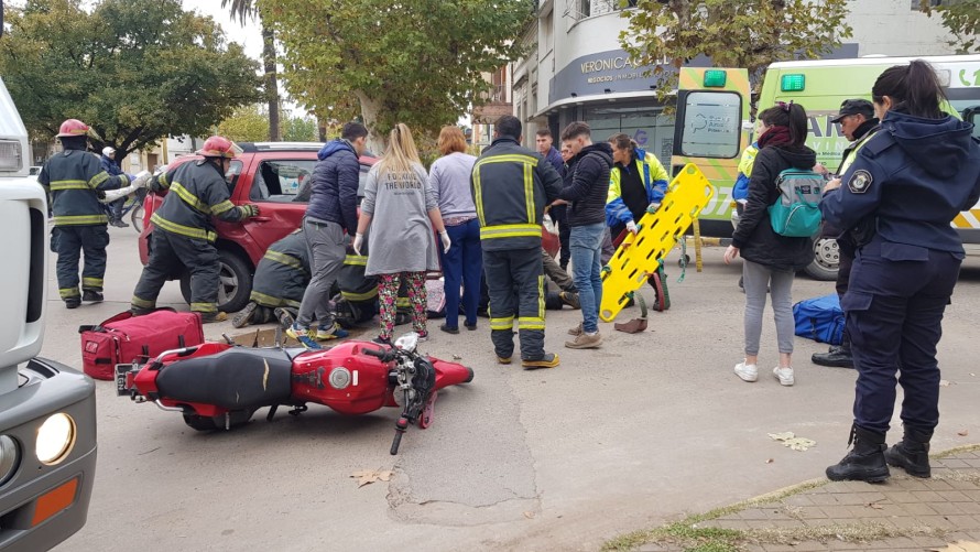 Encontraron droga en la mochila de una mujer accidentada