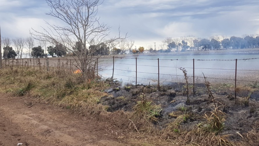 Bomberos Voluntarios concurrieron a dos siniestros de manera simultánea