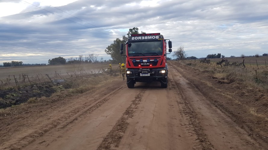 Bomberos Voluntarios concurrieron a dos siniestros de manera simultánea