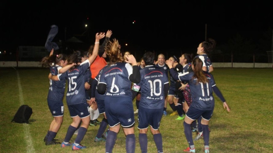 Independiente se consagró campeón del torneo 70° aniversario del Diario La Mañana