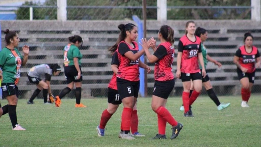 El domingo vuelve el Torneo de Fútbol Femenino de la Liga de Bolívar