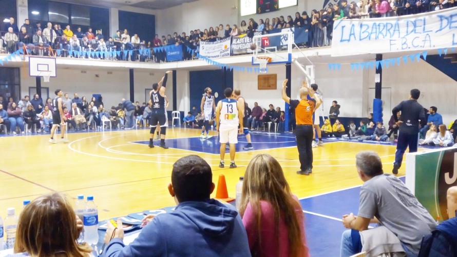 La serie final está igualada y mañana habrá campeón en el Cervantes