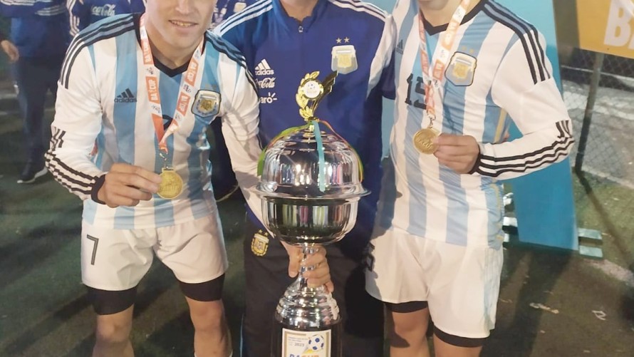 Dos bolivarenses campeones con Los Halcones de la “BA Cup” en Buenos Aires