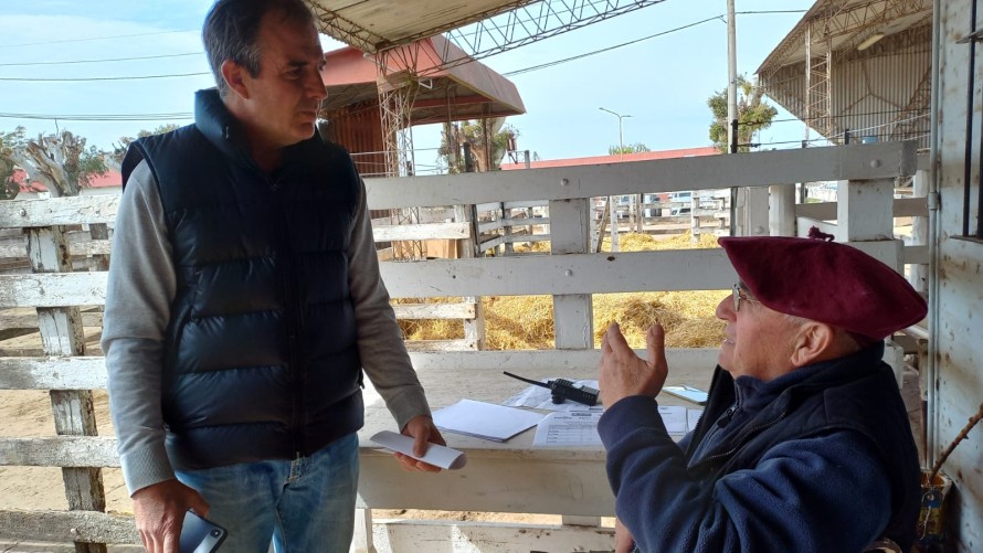 El presidente de la Rural apuesta al trabajo en equipo y propone un diálogo en tono bajo