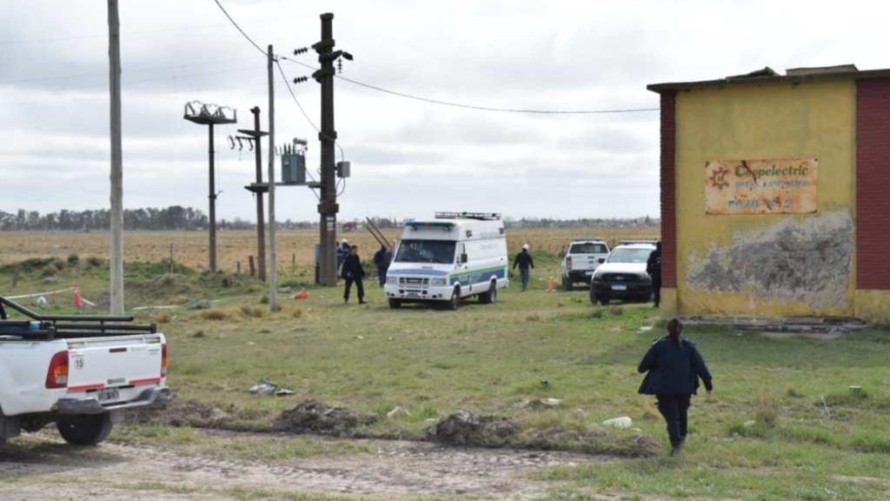 Un joven que estaría robando cables murió electrocutado en Olavarría