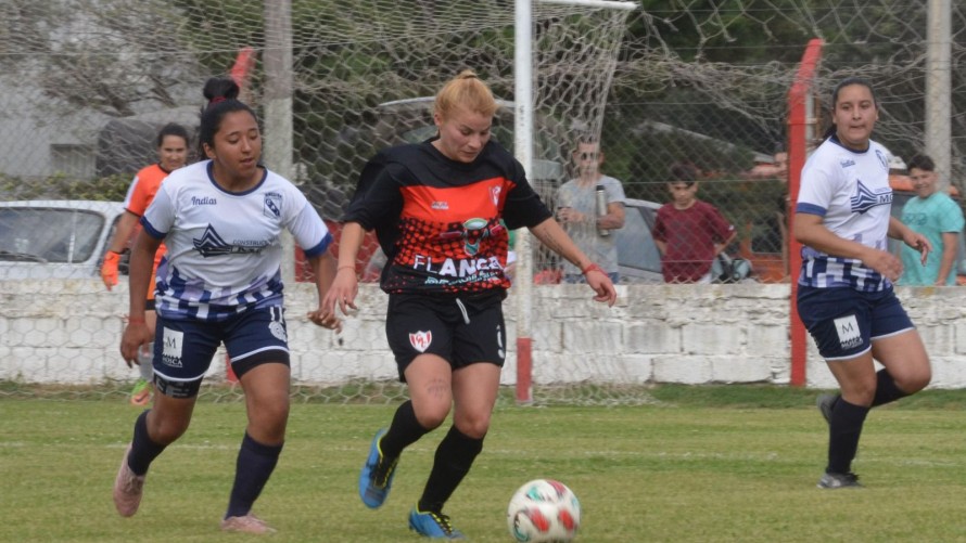 Balonpié se quedó con la primera final en un partidazo