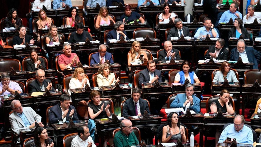 Ley Ómnibus: Diputados aprobó el proyecto en general y se votará en particular el martes