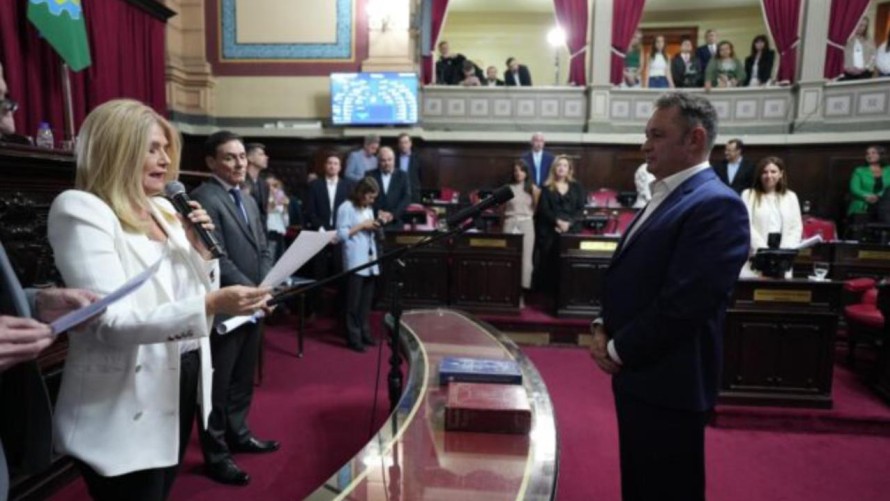 “Me han distinguido una vez más eligiéndome como uno de los vicepresidentes del Senado bonaerense”