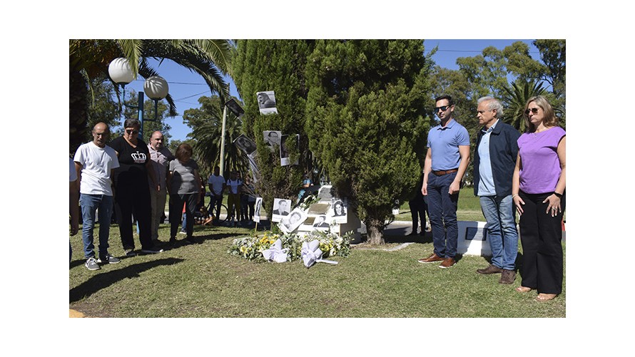 La eterna lumbre de la esperanza mueve los pasos de todo un pueblo