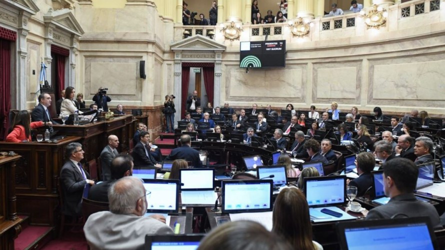 Revés para Javier Milei: el Senado rechazó el DNU 70/23 y su suerte se define en Diputados