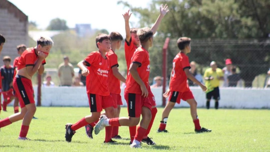 Se disputó la primera fecha de inferiores en la Liga de Bolívar