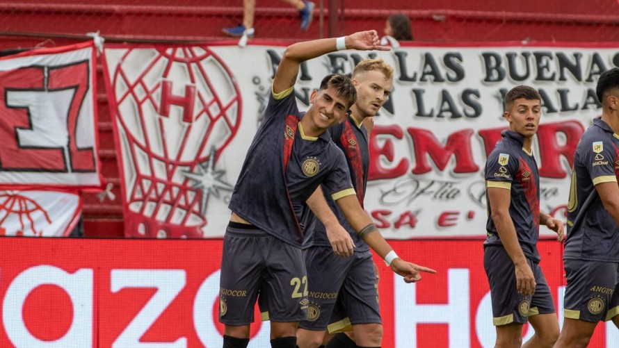 Intratable: Alan Lescano anotó su quinto gol en la Copa de la Liga