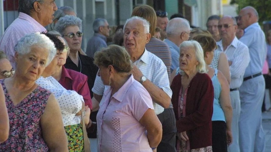 Provincia afirma que los jubilados nacionales bonaerenses pagan el 20% del ajuste
