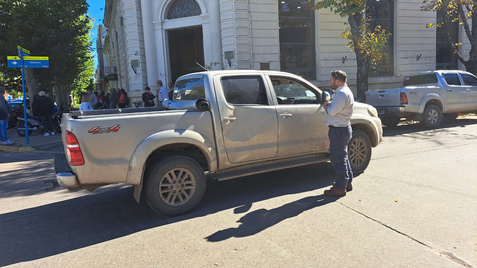 Camioneta y bicicleta chocaron en la Avenida San Martín