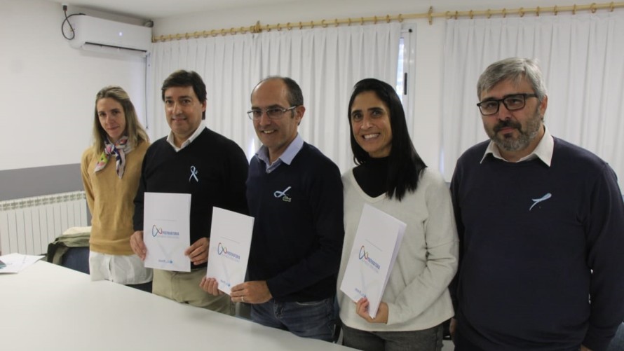 Pisano y Acerbo firmaron un convenio de colaboración para replicar el proyecto Preparatoria en Daireaux