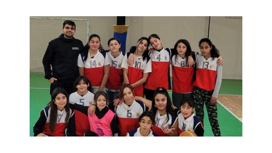 Un equipo femenino de básquet participó de un encuentro realizado en General La Madrid