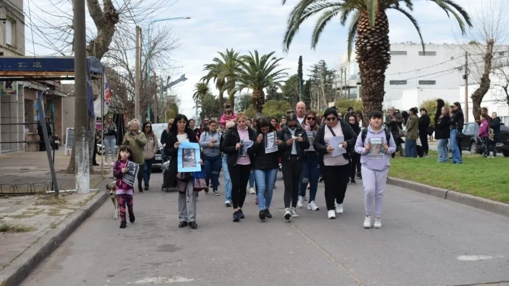 Se desarrolló la segunda marcha por el crimen de Rocío González