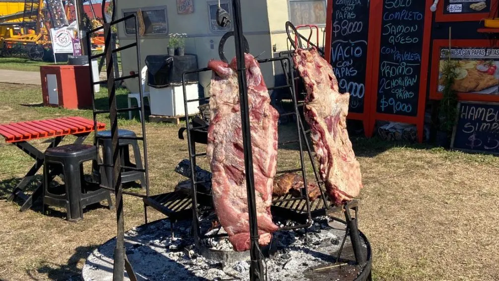 El patio gastronómico, gran novedad y acierto de esta Expo