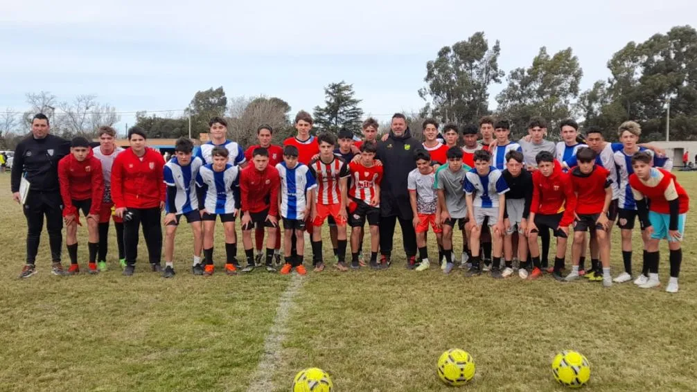 Se llevó a cabo en Urdampilleta una prueba de jugadores de Defensa y Justicia