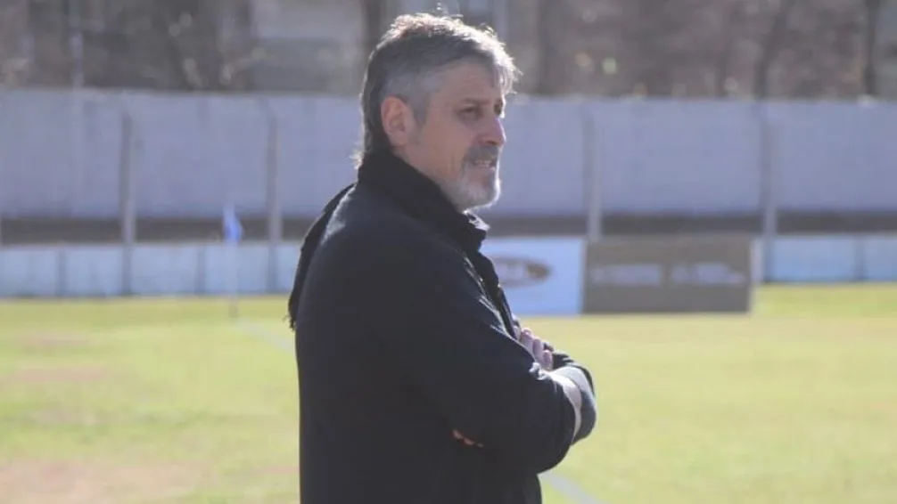 Hernán Darío Ortiz dejó de ser el técnico de Ciudad tras la derrota en semifinales