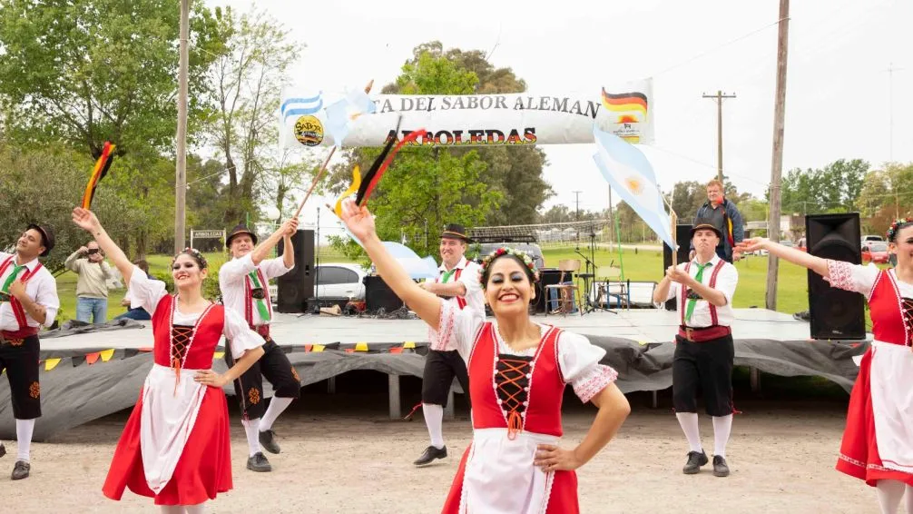 Música y comidas típicas en la séptima celebración alemana en Arboledas