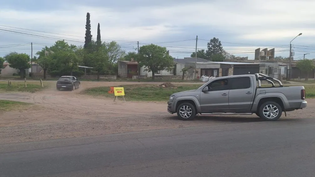 Los vecinos encontraron una vía alternativa a la que indicó la Municipalidad.