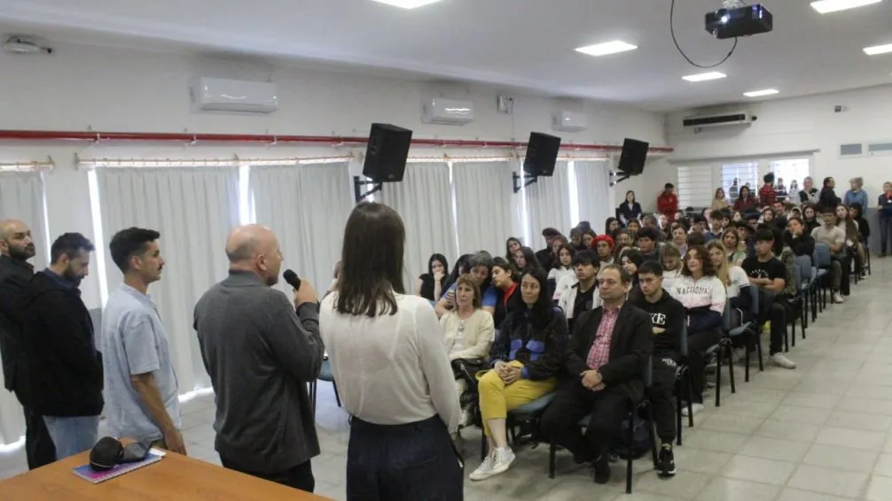 Se realizó en el CRUB la Expo Bolívar Educa