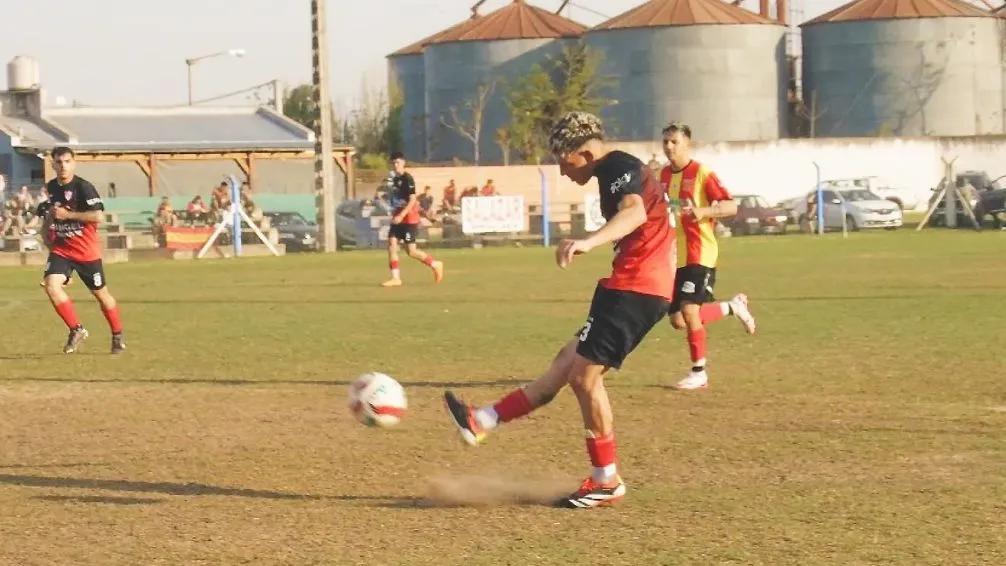 Se definen los semifinalistas del Torneo Clausura Local