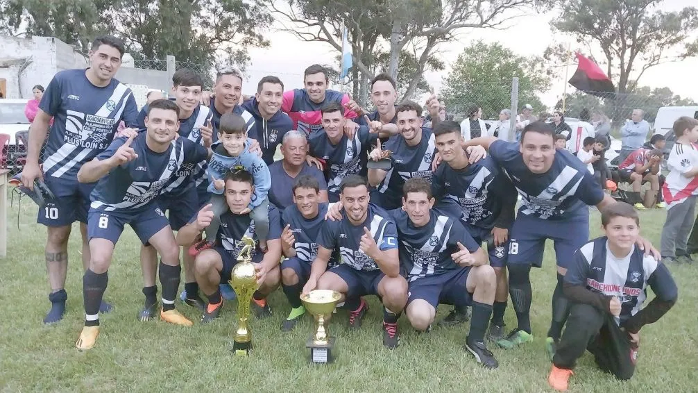 En un gran cierre de año, Agrario y La 14 se quedaron con la Copa Desafío