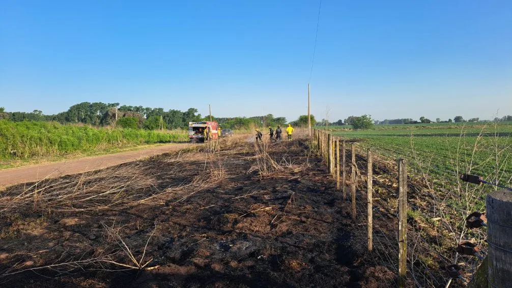 Extinguieron un incendio de pastizales en la zona de chacras