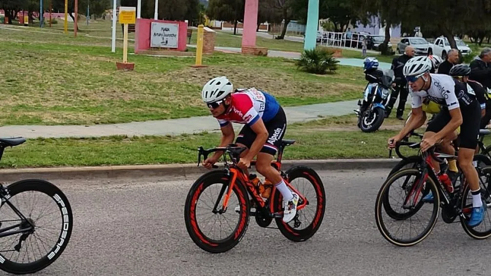 Damián Astobiza, feliz por el cuarto puesto en la Vuelta Internacional de San Luis