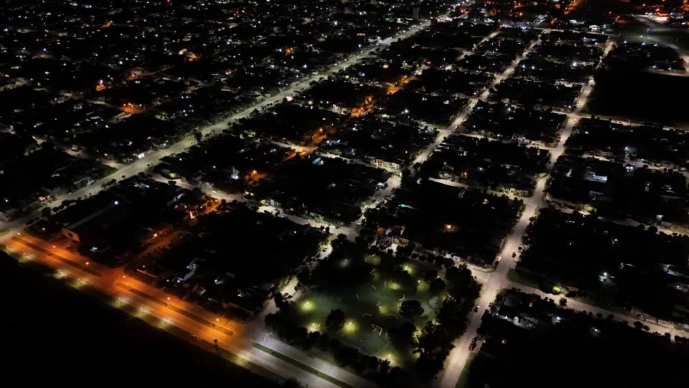 Cambiaron luminarias en tres barrios bolivarenses