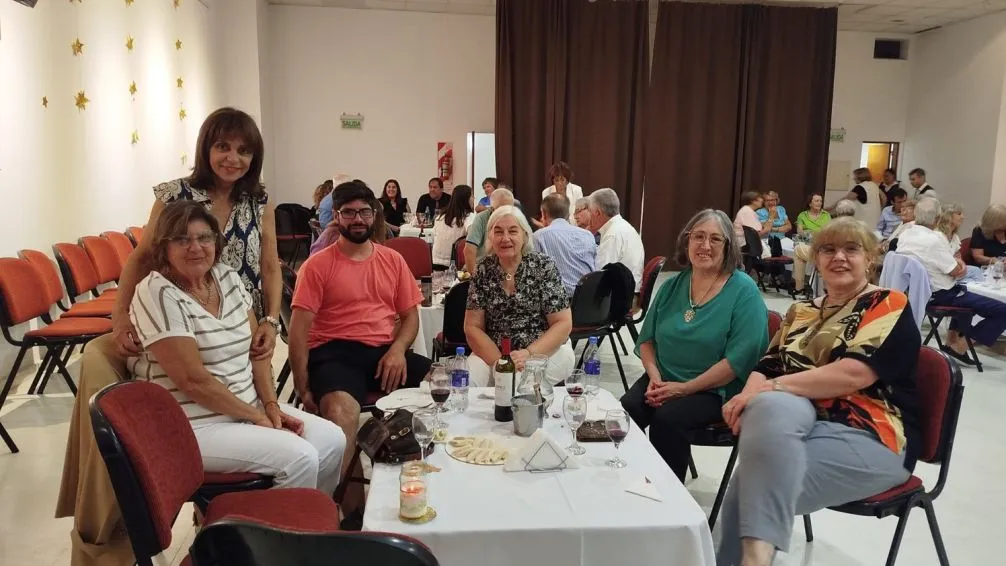 La Biblioteca Rivadavia cerró el año con su tradicional cena con amigos