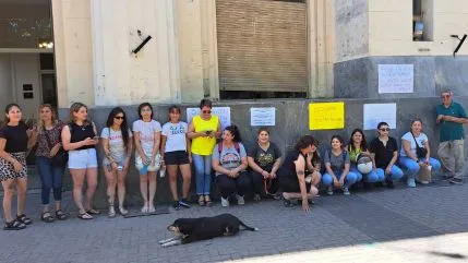 No hubo solución al reclamo de enfermeras y mucamas del hospital