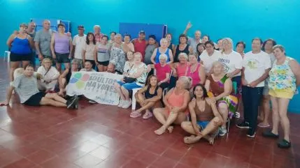 Personas de la tercera edad disfrutaron de una visita a La Quinta Municipal de Daireaux