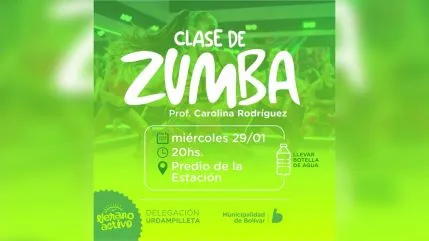 Clase de zumba en el predio de la Estación